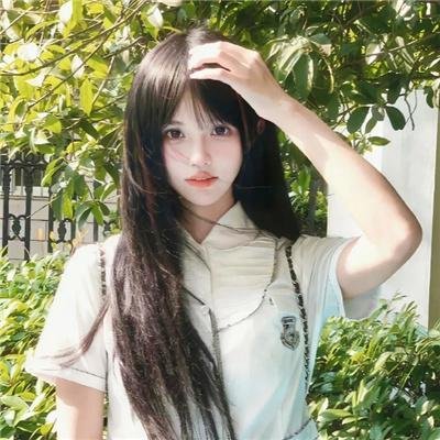 跪毯旁的眼泪